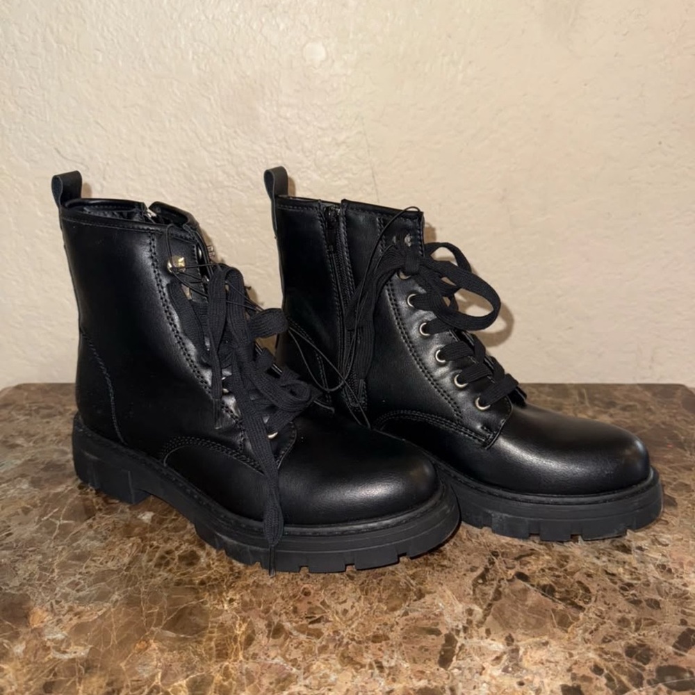Black Lace-Up Ankle Boots Madden Girl